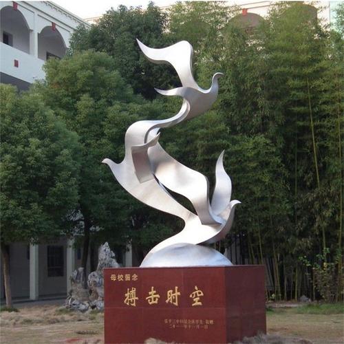 不锈钢雕塑 校园文化景观的闪亮名片